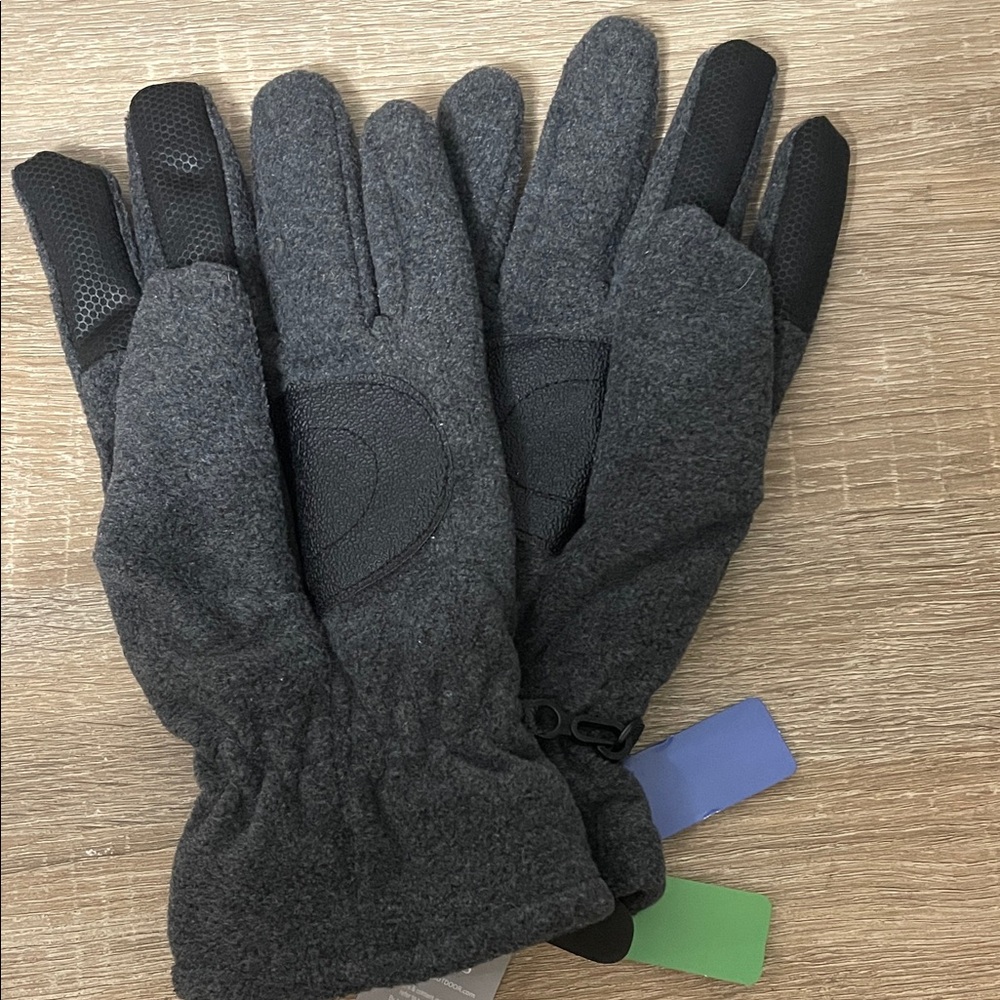 Igloo Gray and Black Winter Gloves
